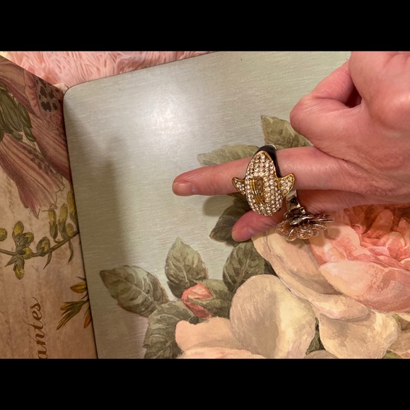 Two Cocktail Costume Rings sizes from 6-7 - Picture 4 of 5